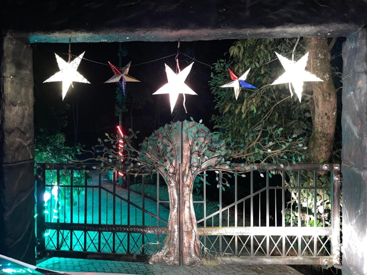 Rai'S Coorg Cave House Villa มาดิเครี ภายนอก รูปภาพ