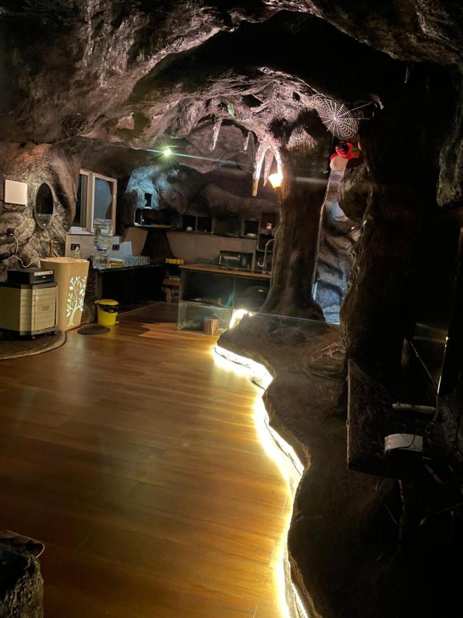Rai'S Coorg Cave House Villa มาดิเครี ภายนอก รูปภาพ